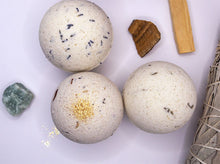 Load image into Gallery viewer, Trinity Healing Collection CBD bath bomb set for pain relief